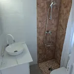 La Estudio Pequeno * Фасния